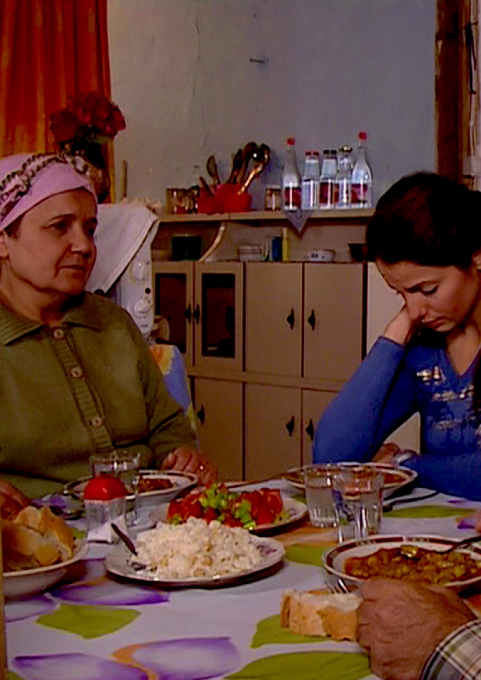 Emanet Kız afişi