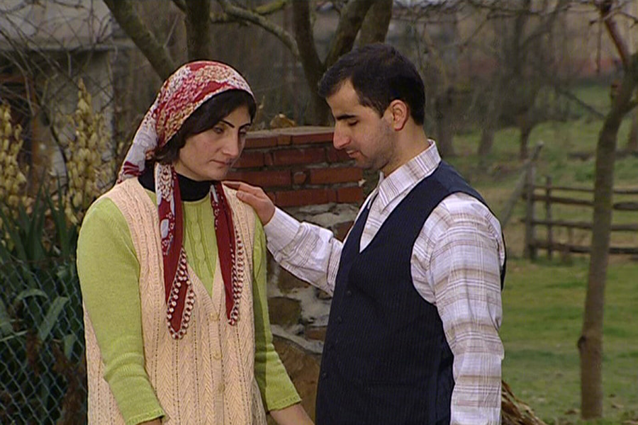 Adak filminden bir kare