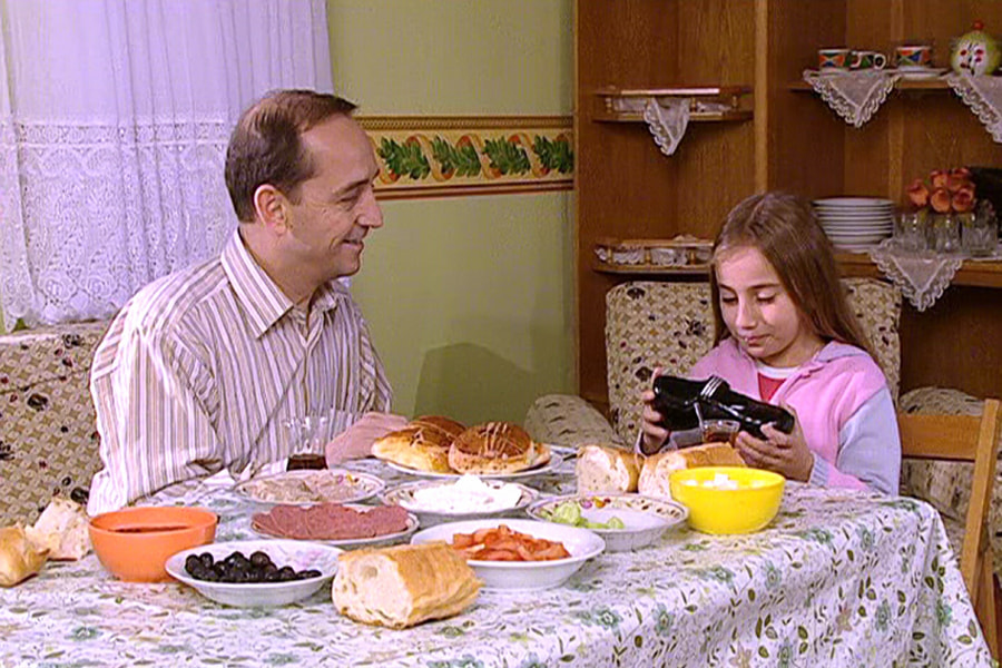 Ece ile Neşe filminden bir kare