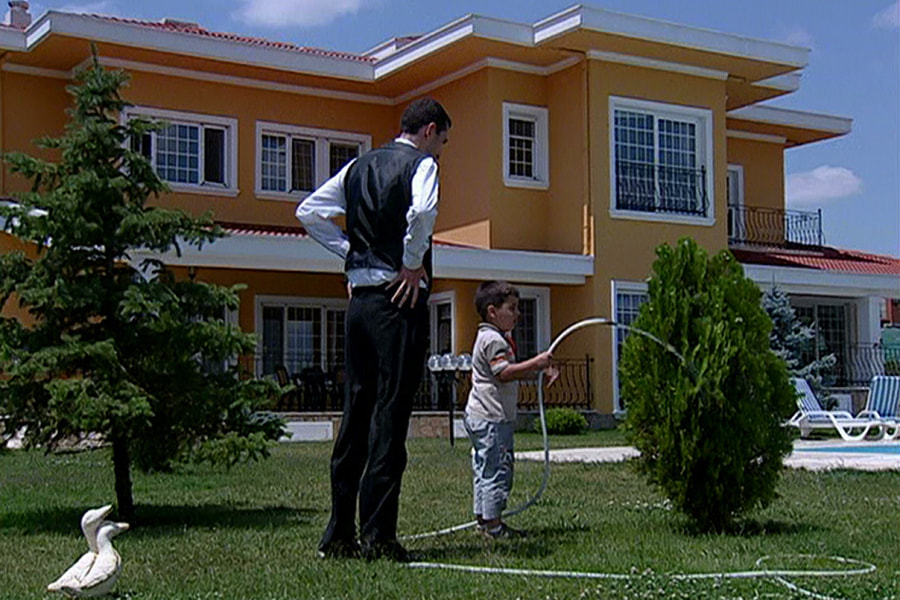 Kül filminden bir kare