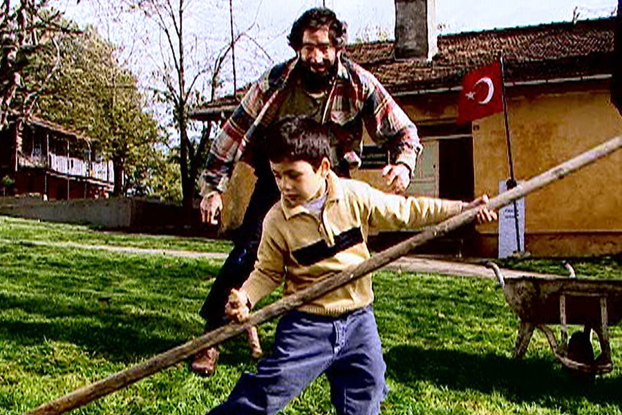 Neredesin Öğretmenim filminden bir kare